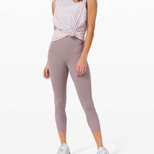 NWT Wunder Under HR 23” scallop lunar rock sz 8